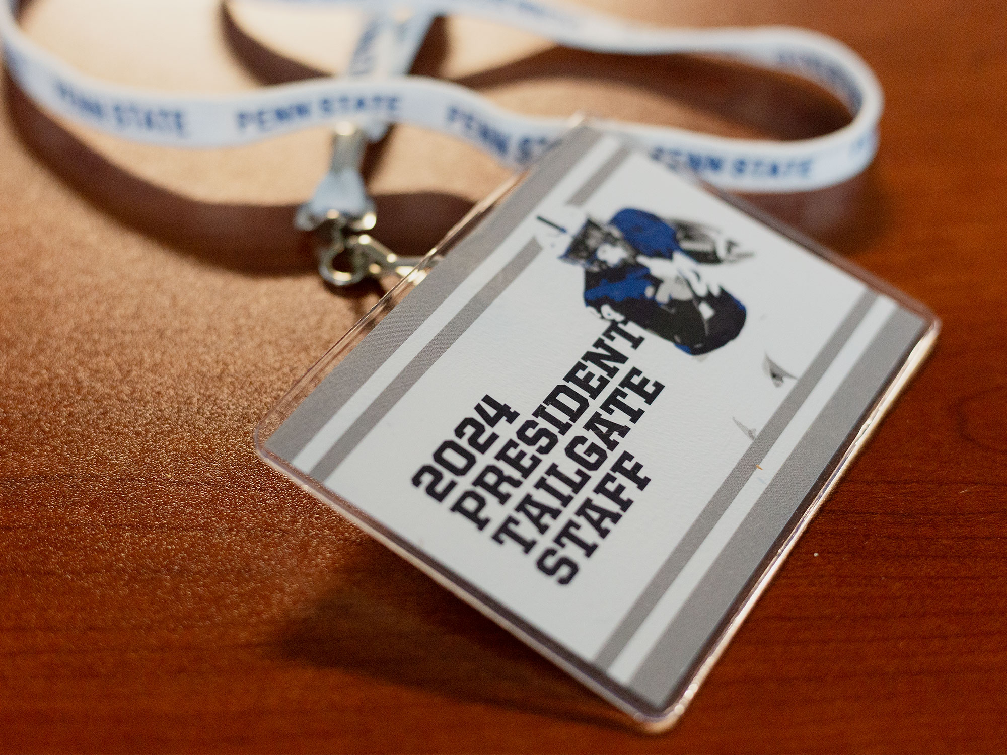 tailgate-lanyard Staff lanyard